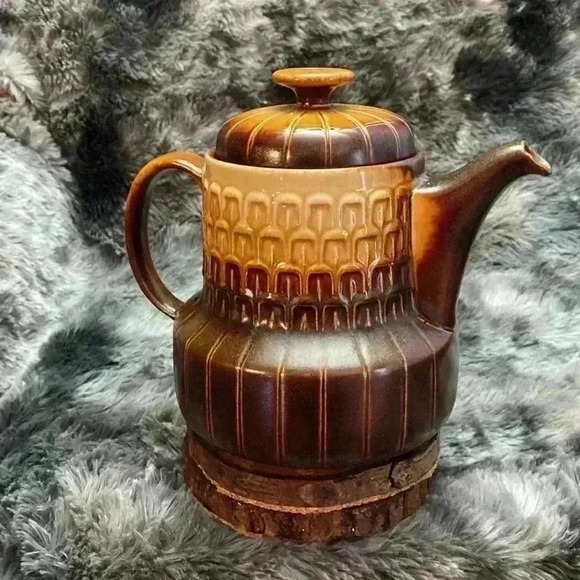 SIERRA  by Wedgwood Tea Pot - Picture 2 of 14